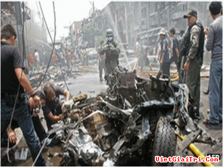 Bomb blasts in southern Thailand - ảnh 1